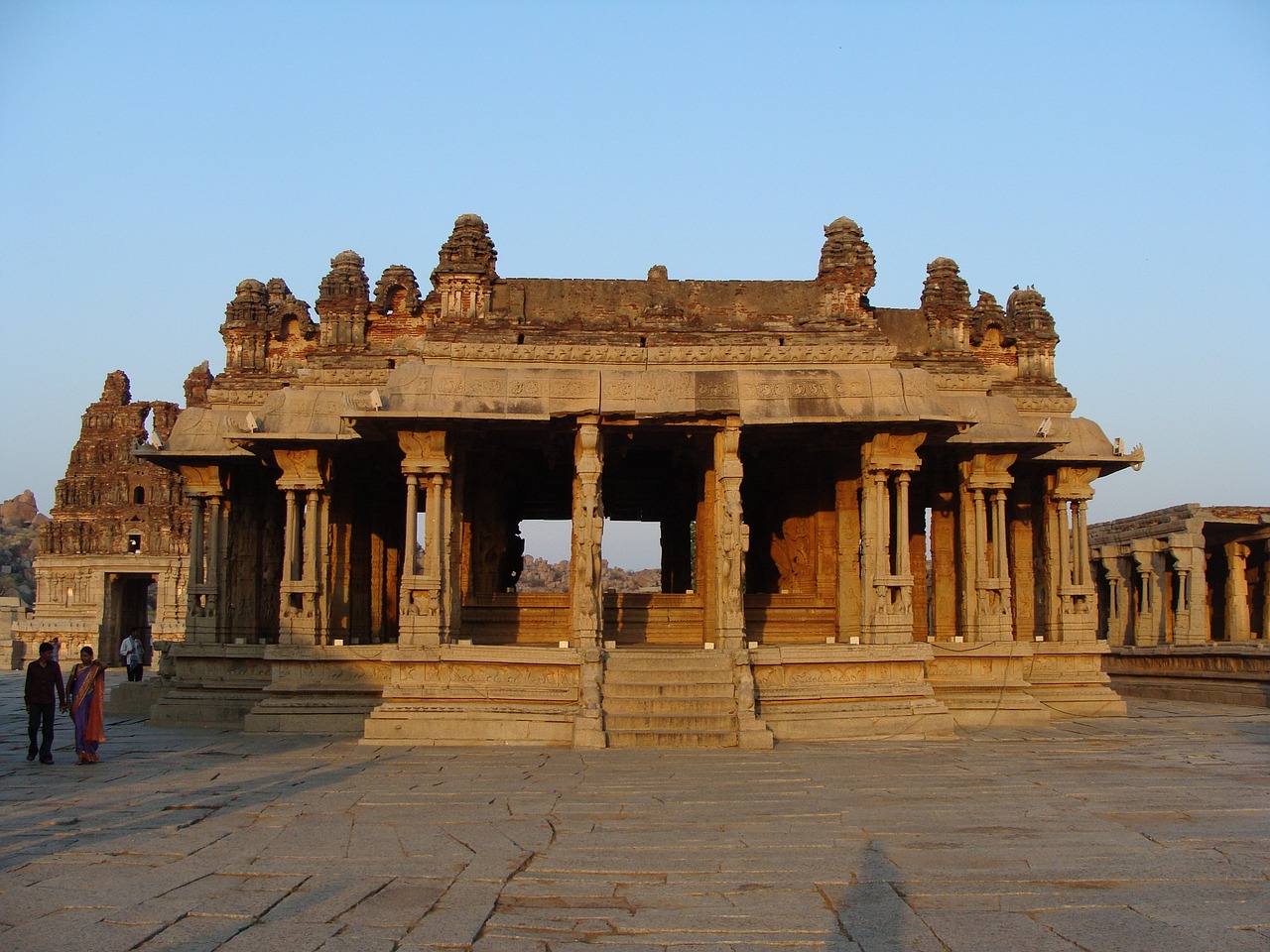 6-day trip to Hampi and Badami